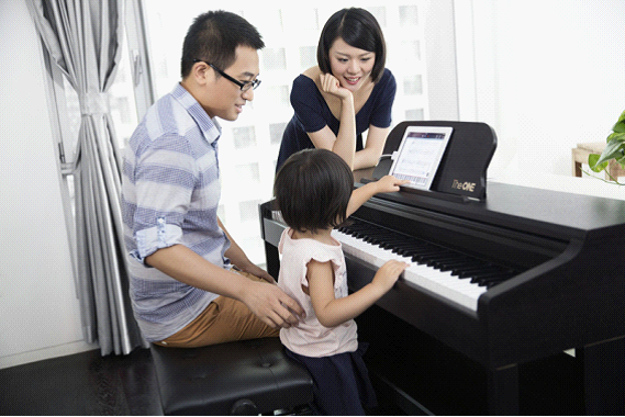 The ONE智能钢琴即将亮相2015亚洲教育装备