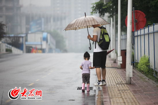 暴雨爽约中雨连绵 周末济南天气降雨唱主角