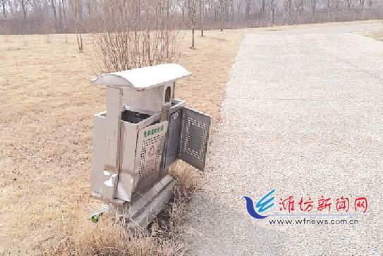 北辰绿洲湿地公园公共设施遭破坏 监管存难题