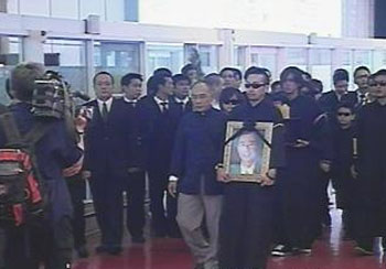 陈启礼遗体暂厝台北灵堂警方卫星监控