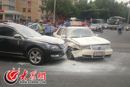 济南历山路车祸图片